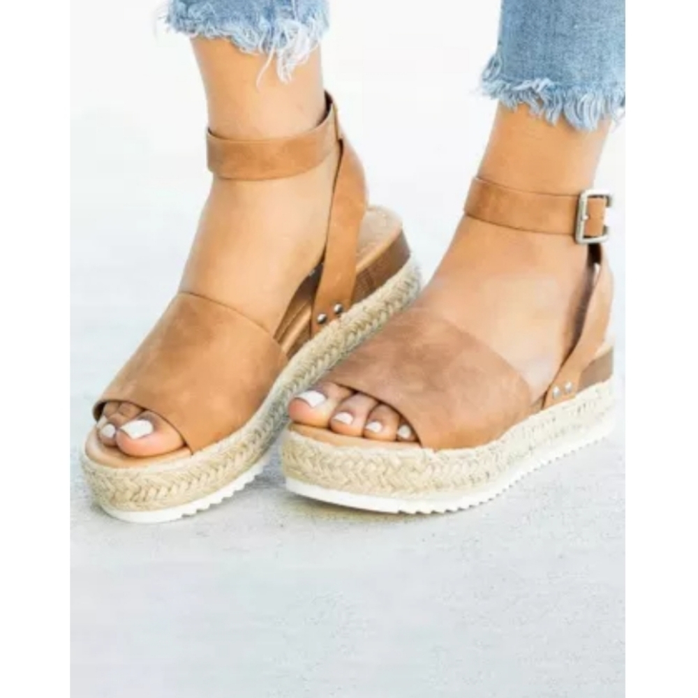 Brown woven platform sandals
